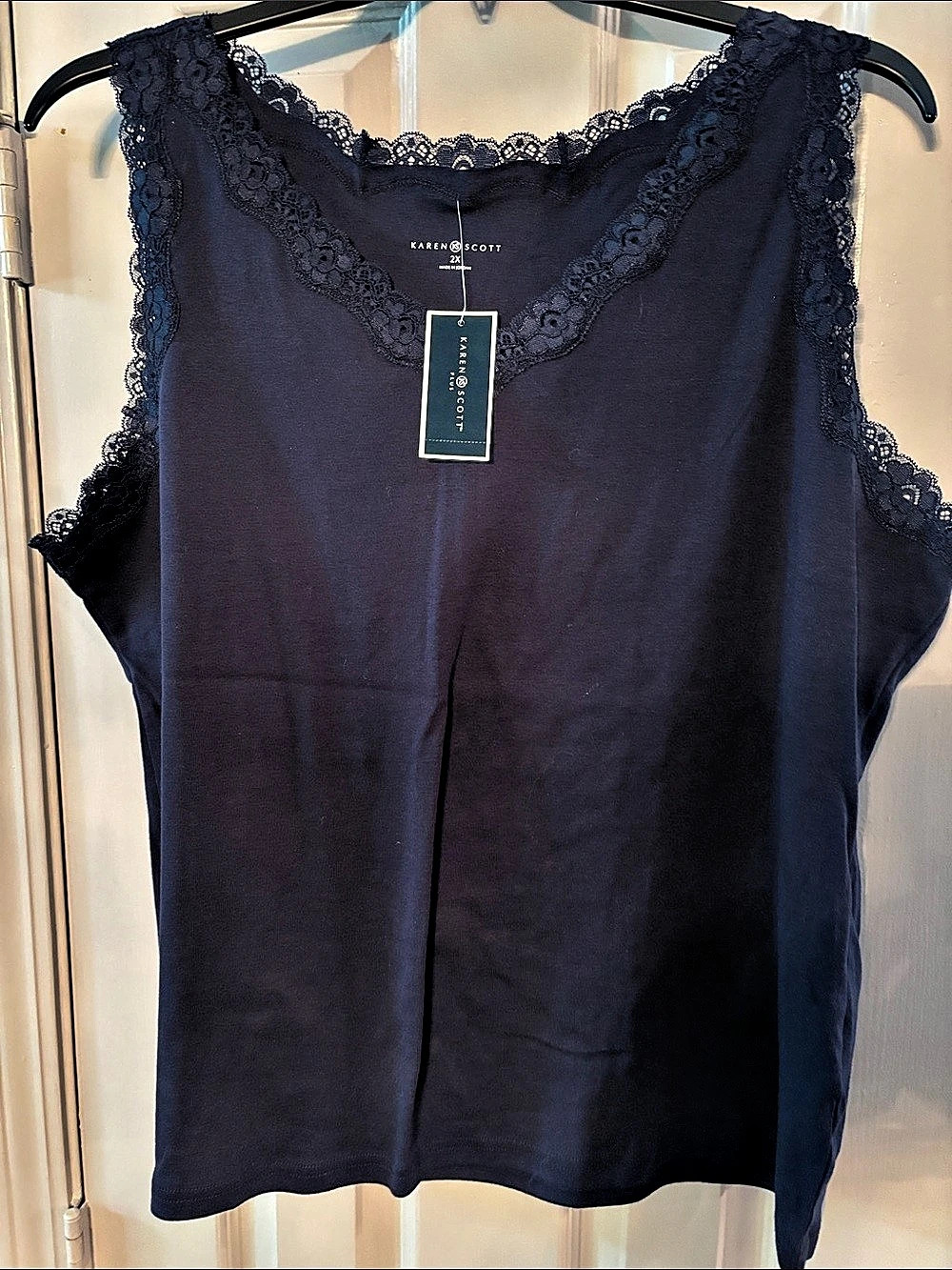 Karen Scott Essential Lace-Trim Navy Tank Top NWT